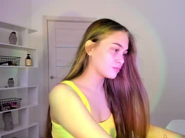 girl
        sara_konar cam image #1356177