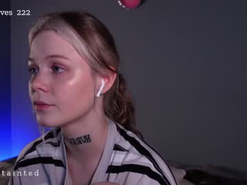 girl
        tendertainted cam image #409704