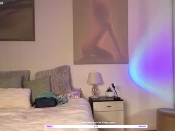 girl
        ohbabykelly cam image #928994