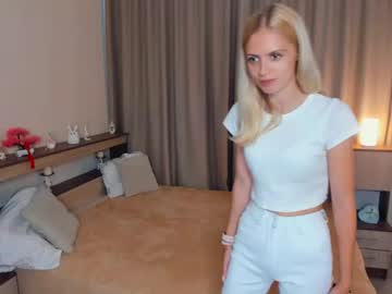 girl
        editaboddy cam image #3099095