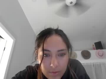 girl
        randy699669 cam image #1853135