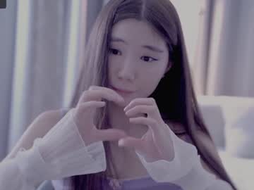girl
        miso_misa cam image #2895299