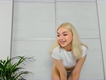 girl
        elizabeth__gray cam image #154711