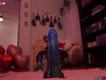 girl
        evelynpiers cam image #575001