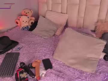 girl
        giselle_js cam image #4144842
