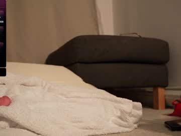 girl
        sweetgirlandbigcock cam image #2808481