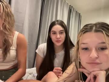 girl
        sophiekaine cam image #3757447