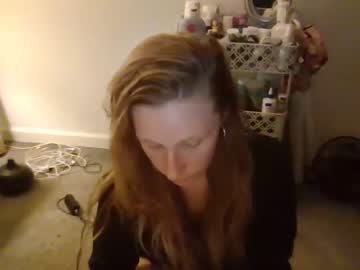 girl
        cherricarmen cam image #2115953