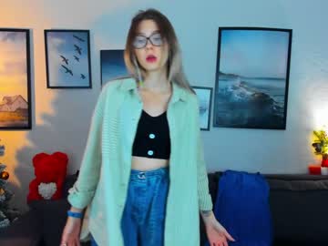 girl
        lisa_roses cam image #315912
