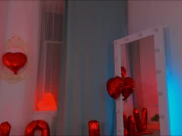 girl
        emmi_rosee cam image #2333139