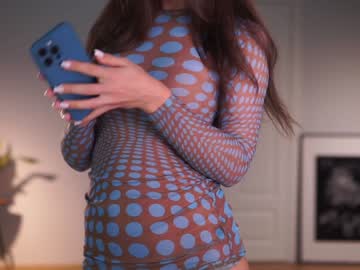 girl
        _mariarty_ cam image #2592268