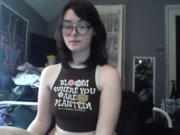girl
        soursou cam image #2568678