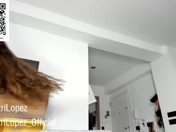 girl
        crazypaty cam image #740122