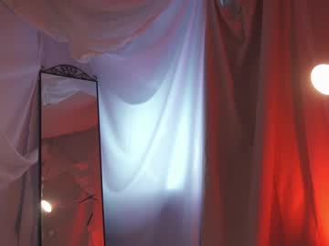 girl
        sunny_maria cam image #2569549