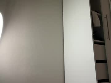 girl
        endlessmia cam image #4533349