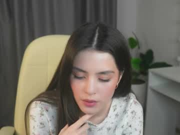 girl
        lucky_forme cam image #4177165