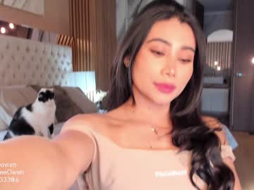 girl
        abie_owen cam image #1497959