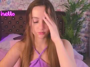 girl
        angelina_new cam image #3672921