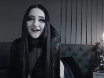 girl
        charlotte_germanotta_ cam image #1377100