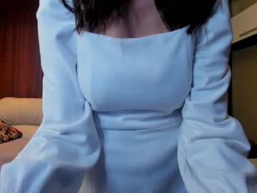 girl
        forigiora cam image #1663300