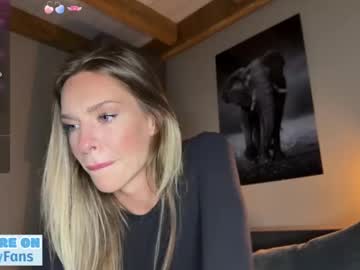 girl
        sophielaurenxxo cam image #3402701