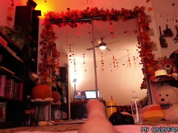 girl
        evelynpiers cam image #1755659