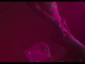 girl
        sophia_lean cam image #2425719