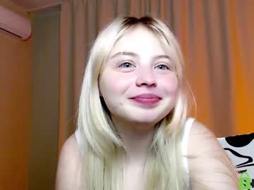 girl
        shy_blondiee cam image #545305