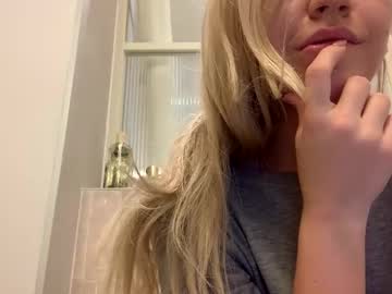 girl
        irinablues cam image #3067541