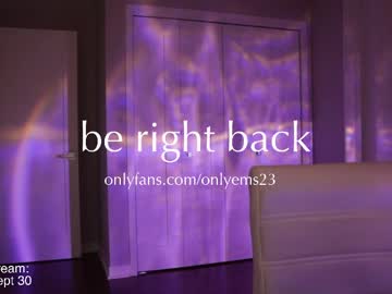 girl
        onlyems23 cam image #3395307