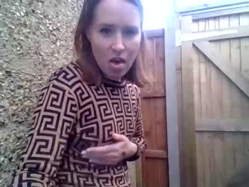 girl
        eatmypie69 cam image #1859601