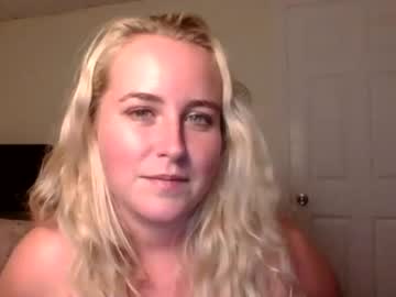 girl
        blonde4lyfe cam image #1652572