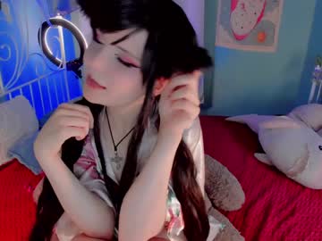 girl
        ronnie_neko cam image #1123845