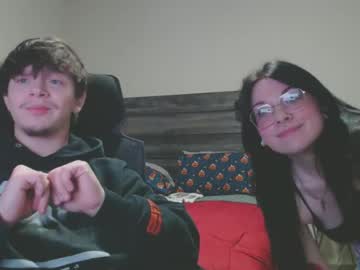 couple
        lustfullives cam image #3500668