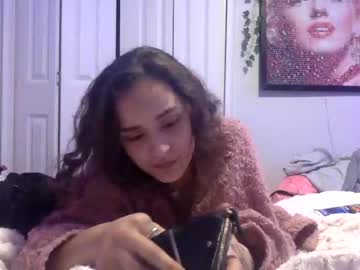 girl
        dollatripper cam image #229515