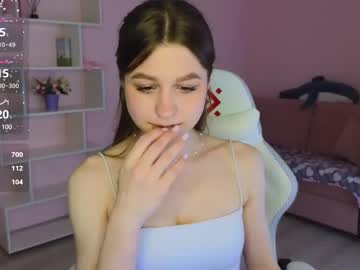 girl
        kristy_mey cam image #4351550