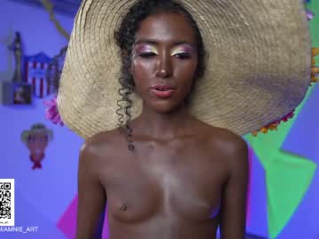 girl
        amnie_ cam image #2287216