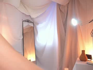 girl
        sunny_maria cam image #2411795