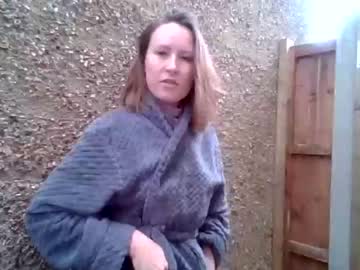 girl
        eatmypie69 cam image #1768073