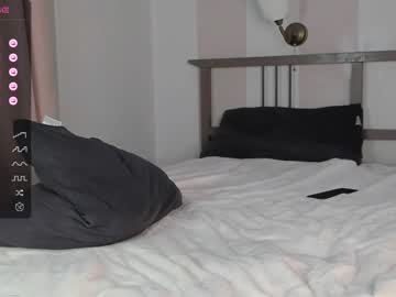 girl
        poisonn_girl cam image #1833978
