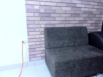 couple
        angeline_uwu cam image #195226