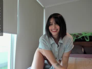 girl
        yourfreakygirl cam image #1803815