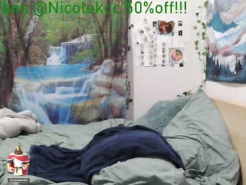 girl
        nicolekc cam image #1565331