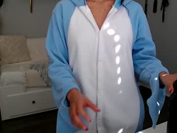 girl
        jadelove_ cam image #2262474