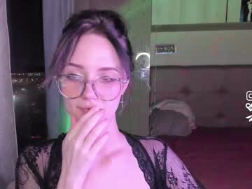 girl
        elizabethbritanny cam image #4198567