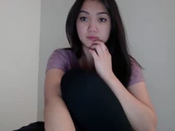 girl
        london_tipton cam image #1954665