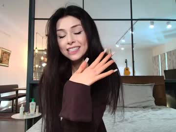 girl
        milla_jo cam image #4202525