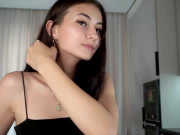 girl
        fancyash cam image #3141933