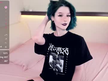 girl
        alicentity cam image #4586304