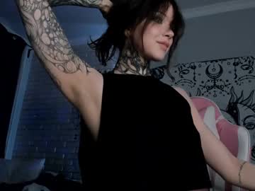 girl Webcam Girls Sex Thressome And Foursome with uwu_eva